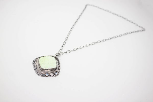 .999 Fine Silver and Lemon Chrysoprase Necklace - Image 3