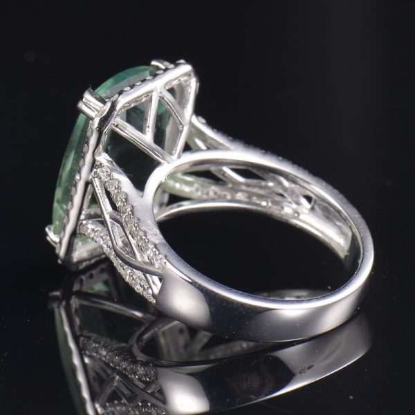 14KT White Gold Green Fluorite & Diamond Cocktail Ring - Image 3