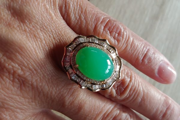 14KT YG Natural Jadeite and Diamond Cocktail Ring - Image 3
