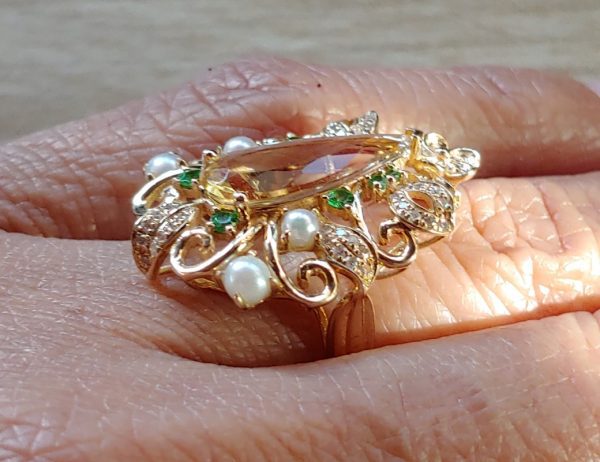 14KT YG Natural Imperial Topaz (Yellow Beryl) and Tsavorite Cocktail Ring - Image 4
